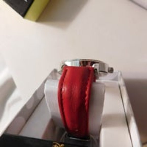 Minnie Mouse Watch - Picture 5 of 7